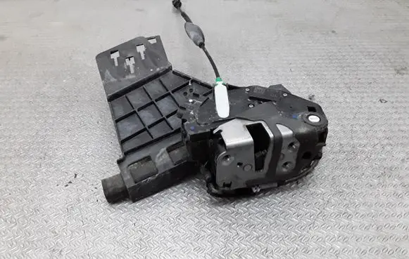 Ford Fiesta Rear door lock 8A6AA26412AE