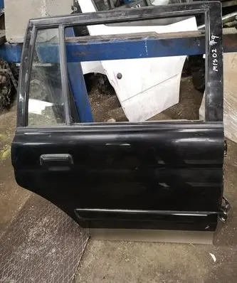 Mitsubishi Pajero Sport I Rear door
