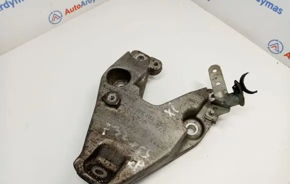 BMW 4 F32 F33 Engine mounting bracket 22116784827 22116864719