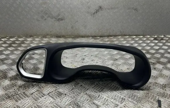 Jeep Renegade Dashboard trim