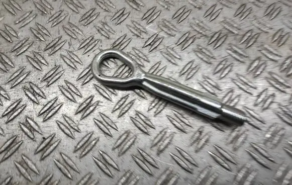 Mini Cooper Countryman R60 Towing hook eye 