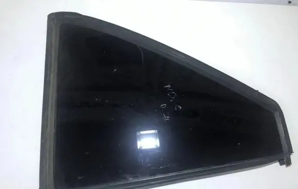 Mercedes-Benz C W202 Rear vent window glass 