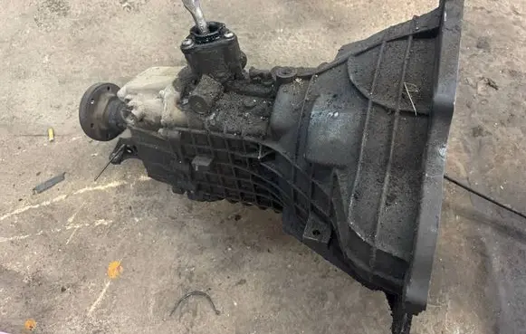 Ford Transit Manual 5 speed gearbox 95VTMB FOB5D12