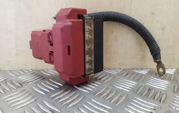 Nissan X-Trail T32 Fuse module
