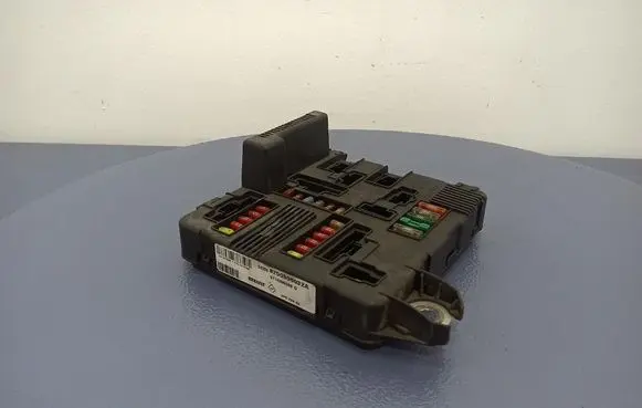 Renault Scenic II - Grand scenic II Fuse box set 8200306032A
