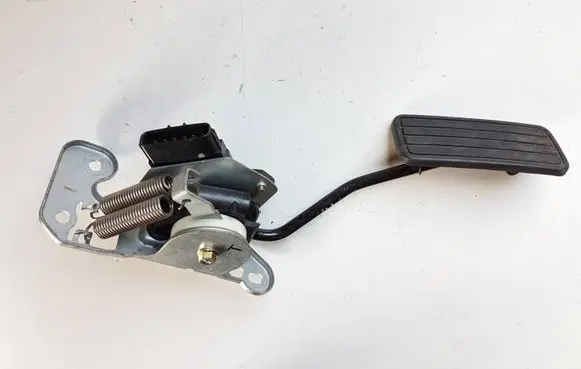 Subaru Outback Accelerator throttle pedal 36010AG021 1988000121