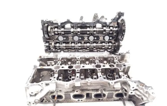 Nissan Navara D23 Engine head 110422750R 130C07155R