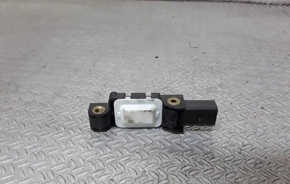 Volkswagen Phaeton Airbag deployment crash/impact sensor 8E0959643D