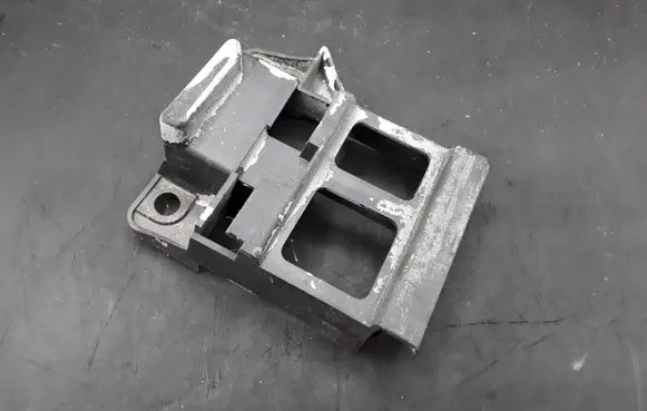 Volkswagen Crafter Front bumper mounting bracket A19068850263 19068850263