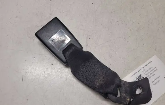 BMW 3 E90 E91 Rear seatbelt 9117261