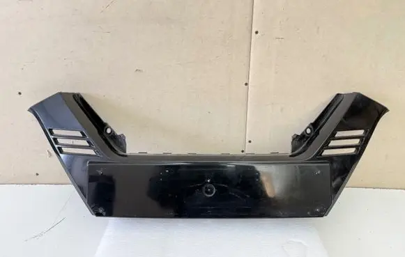 Nissan Qashqai Number plate surrounds holder frame 62070HV00B