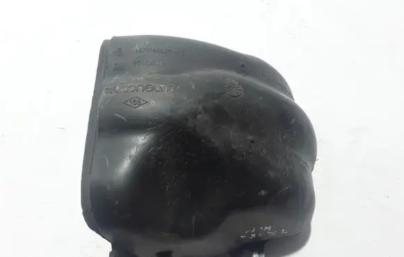 Opel Vivaro Air intake duct part 687796862R