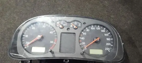 Volkswagen Golf IV Speedometer (instrument cluster) 1j0919881d nenustatyyta
