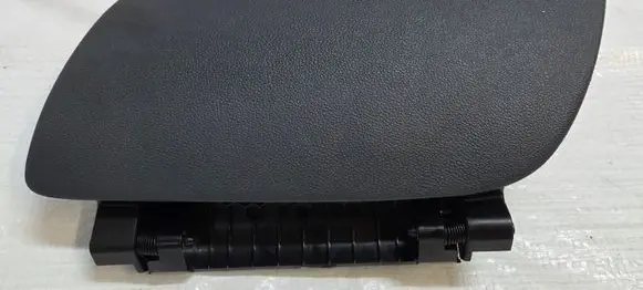 Opel Mokka Glove box 