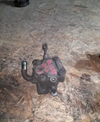 Volkswagen PASSAT B5 Power steering pump