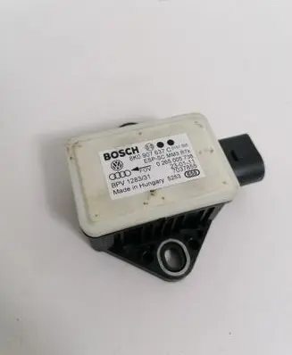 Audi A5 8T 8F ESP acceleration yaw rate sensor 8K0907637C