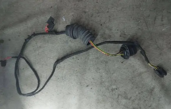 Ford Galaxy Rear door wiring loom