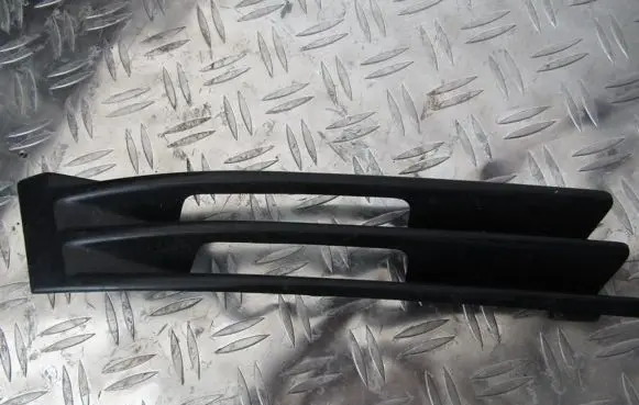 Mercedes-Benz C W202 Front bumper lower grill 2028800005