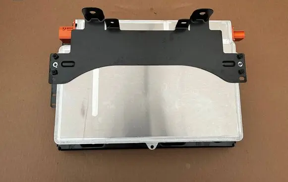 Volkswagen ID. Buzz Battery charger (optional) 1T3915000 1N3915684T 1N3915684C