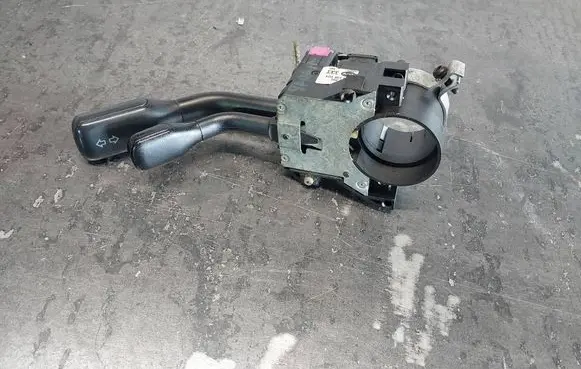 Audi A4 S4 B5 8D Indicator stalk 4D0953513D
