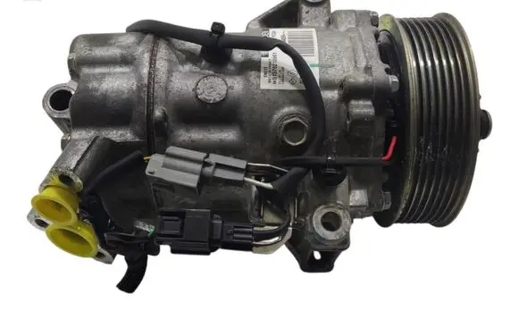 Renault Captur II Air conditioning (A/C) compressor (pump) 926005450R
