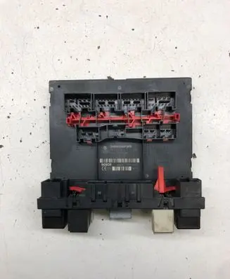 Volkswagen Touran I Comfort/convenience module 3C0937049E F005V00526