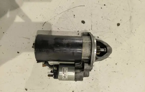 Mercedes-Benz E W211 Starter motor 005831427
