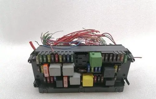 Mercedes-Benz C W204 Fuse box set A2129005812