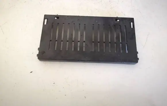 Volvo V70 Fuse box cover 9162323