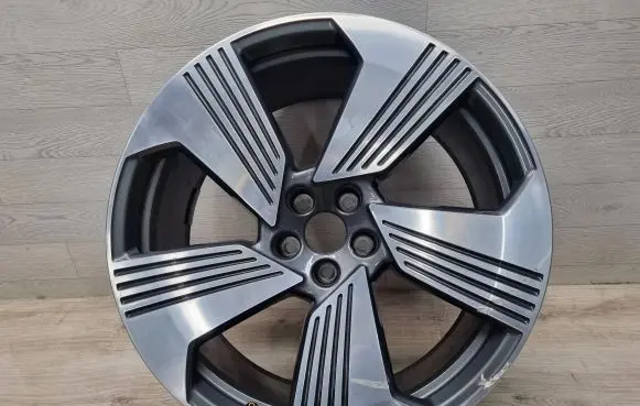 Audi e-tron R21 alloy rim 4KE601025F