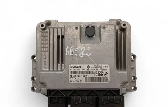 Peugeot 308 Engine control unit/module ECU 9665742680 0261S04626