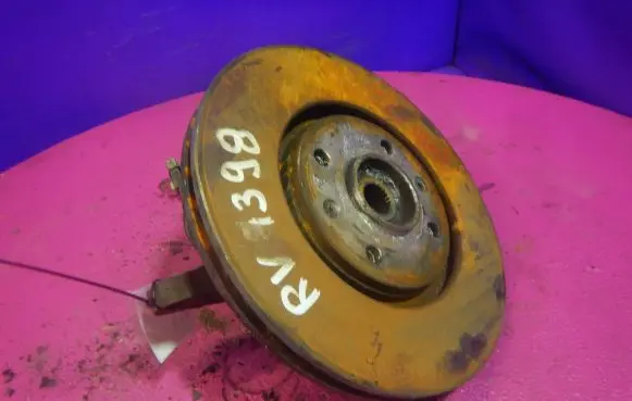 Peugeot 406 Front wheel hub spindle knuckle