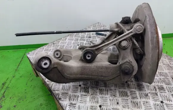 BMW 5 E60 E61 Stub axle 
