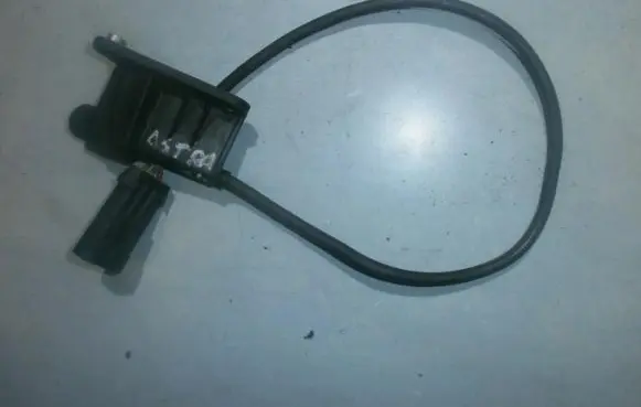 Opel Astra G Camshaft position sensor 90412795
