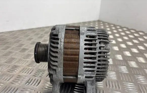 Renault Laguna III Generator/alternator 8200960536