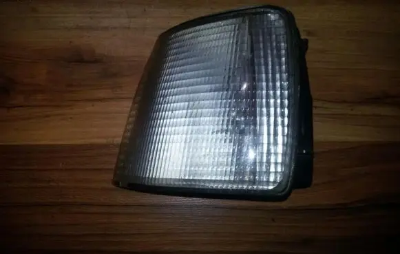 Volkswagen PASSAT B3 Front indicator light 357953049a