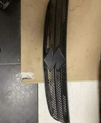 Suzuki SX4 Front grill