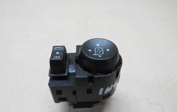 Opel Insignia A Wing mirror switch 23204016 5177 371146