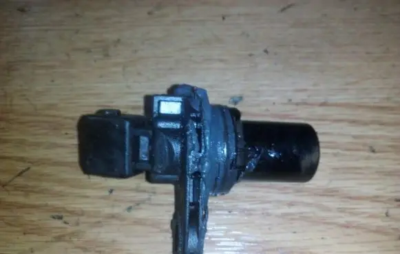 Camshaft position sensor
