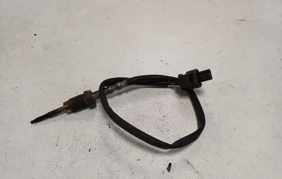 BMW 5 F10 F11 Exhaust gas temperature sensor 7805606