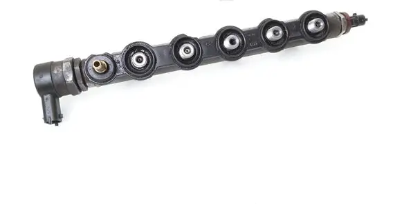 Nissan Qashqai Fuel main line pipe H820610223 8200718753 0445214155