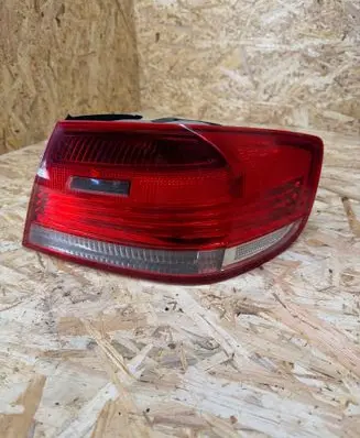 BMW 3 E92 E93 Rear/tail lights 4428214 480012 HE92T1R