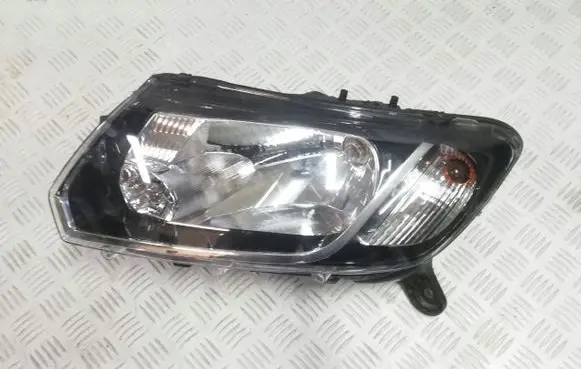 Dacia Sandero Headlight/headlamp