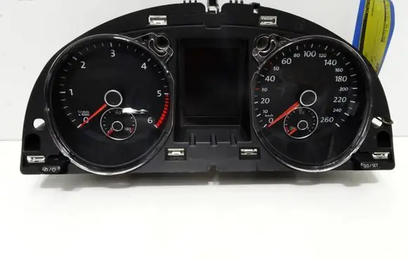 Speedometer (instrument cluster)
