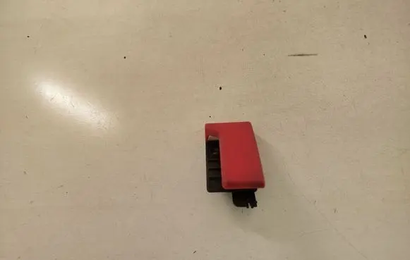 Engine bonnet (hood) release handle