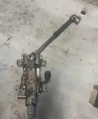 Peugeot 1007 Steering wheel axle