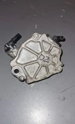 Ford Focus Vacuum pump 9684786780