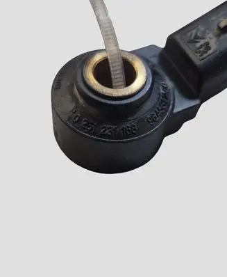 Peugeot 307 CC Detonation knock sensor 0261231168 9645311480