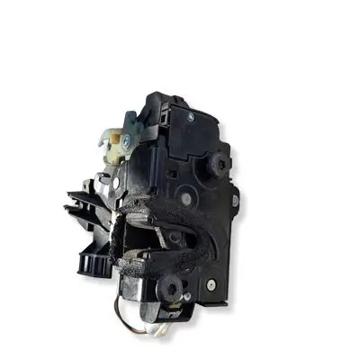 Skoda Fabia Mk2 (5J) Front door lock 3B1837016BR