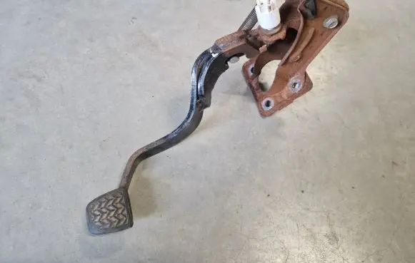 Brake pedal